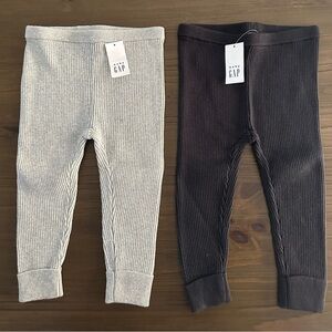 GAP Kids Ribbed Leggings - Light Gray and Black. Size 12-18 Months